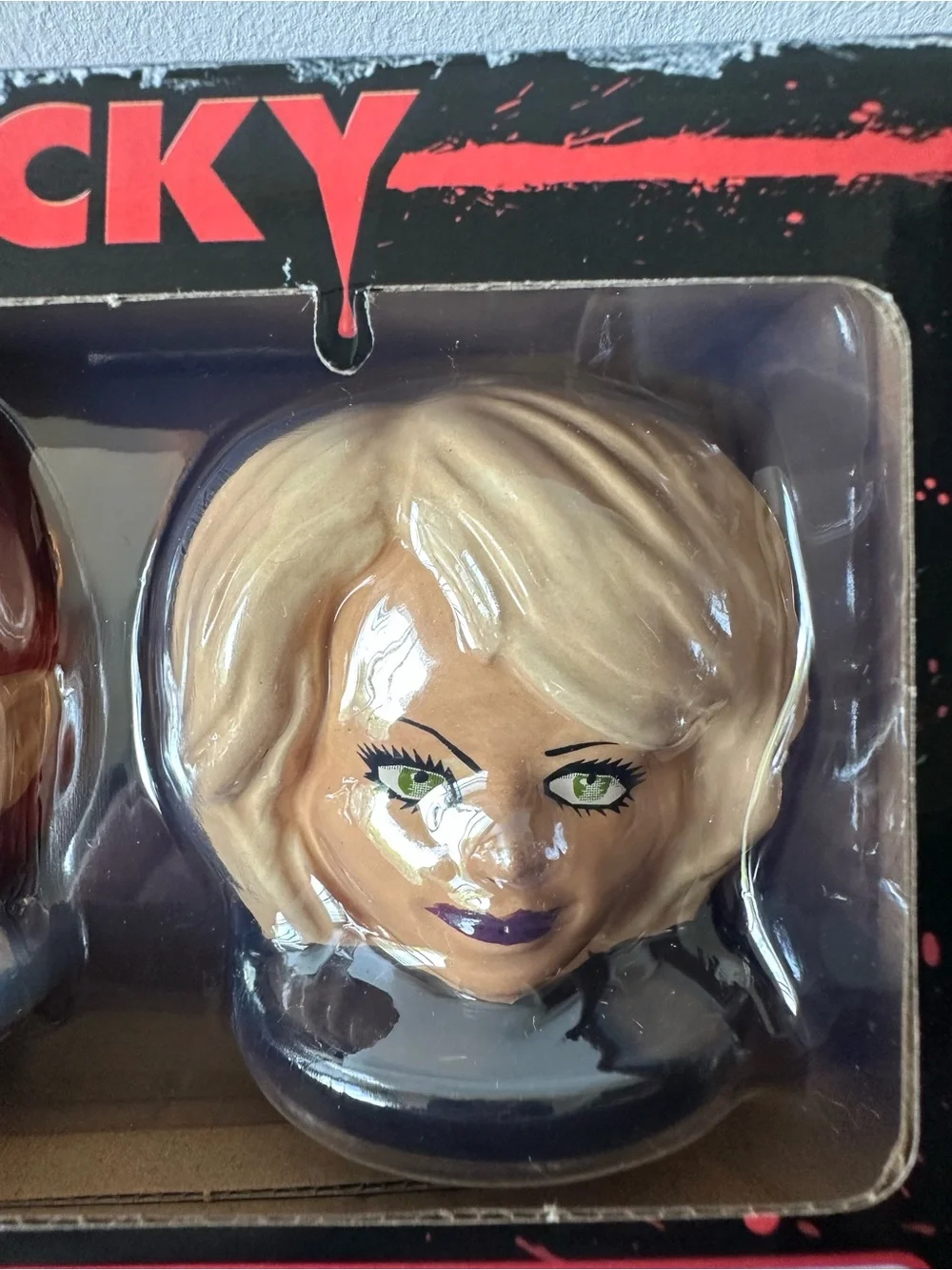 Chucky and Tiffany Ceramic Salt & Pepper Shaker Set Halloween Home Decor NWT